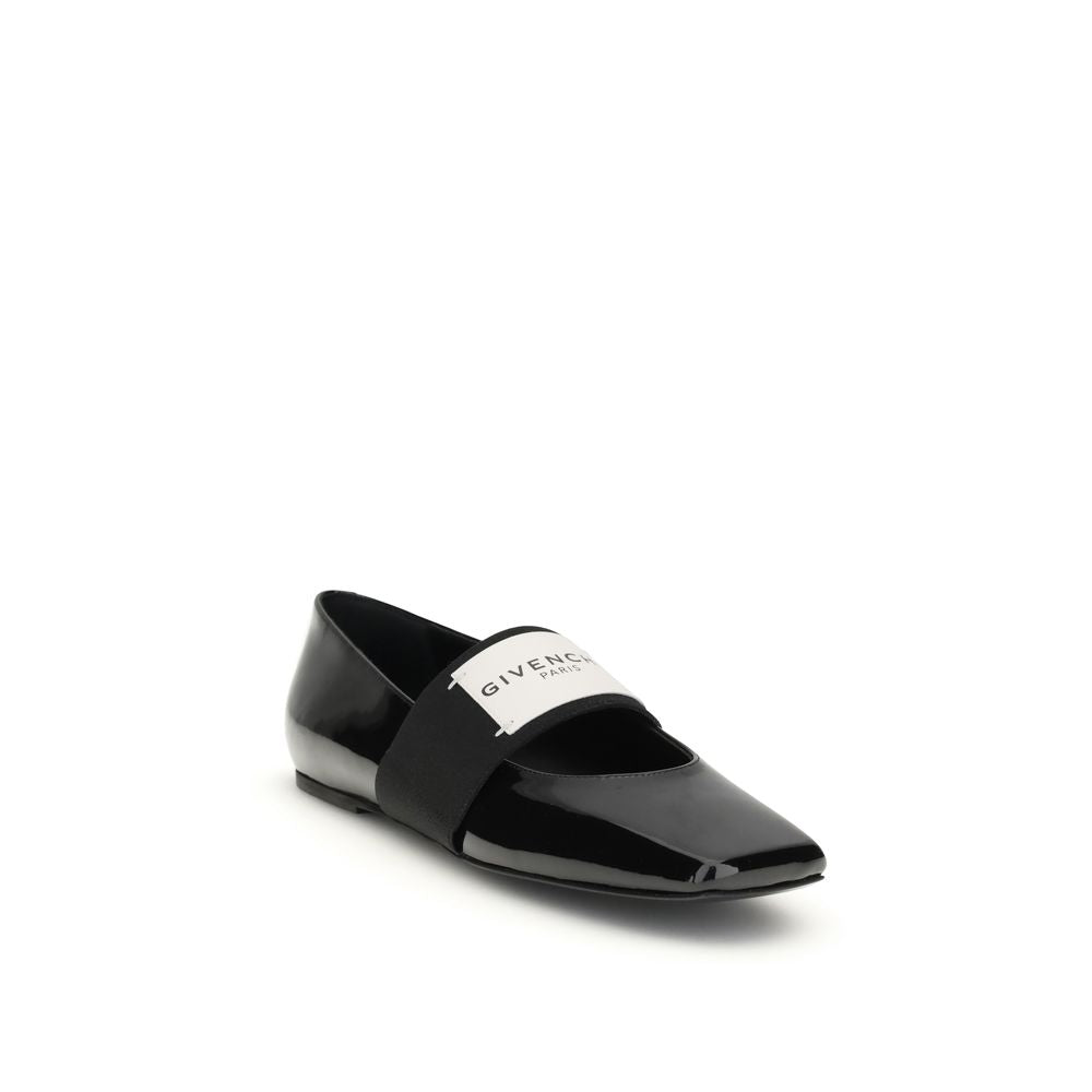 Givenchy Ballerinas aus Lackleder, quadratisch