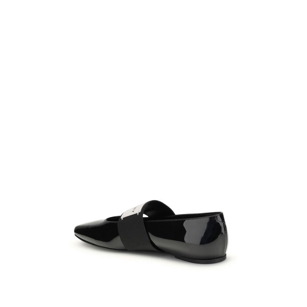 Givenchy Ballerinas aus Lackleder, quadratisch